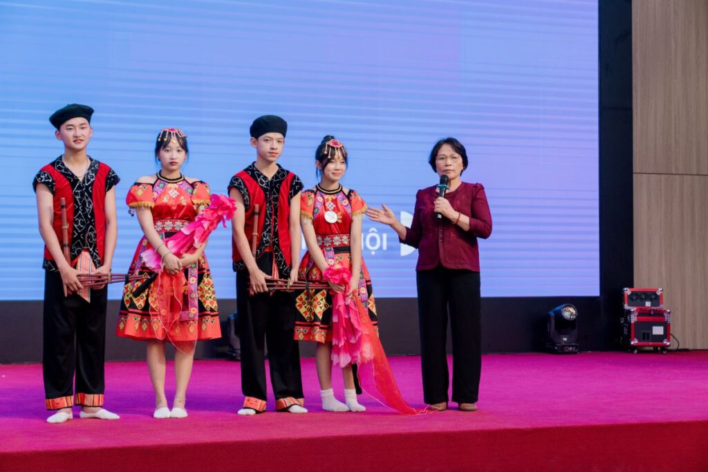 oinani nguoi khuyet tat hoan canh dac biet